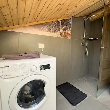 House 1 Via Funivie, Pista Stelvio, Posto Auto * בורמיו